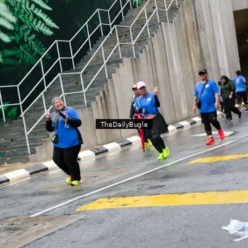 Runner Photo 7964773