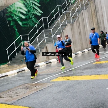 Runner Photo 7964792