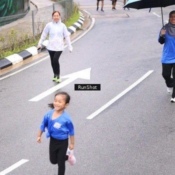 Runner Photo 7964851