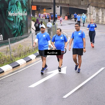 Runner Photo 7964916