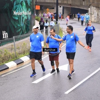 Runner Photo 7964922