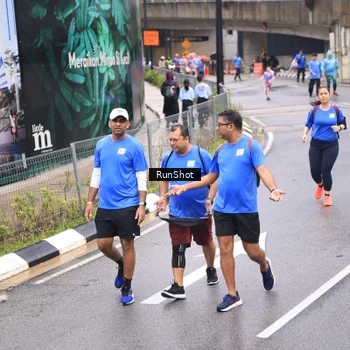 Runner Photo 7964931