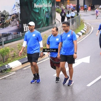 Runner Photo 7964932
