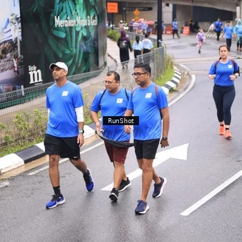Runner Photo 7964933