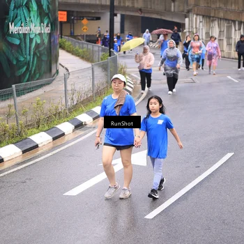 Runner Photo 7964934