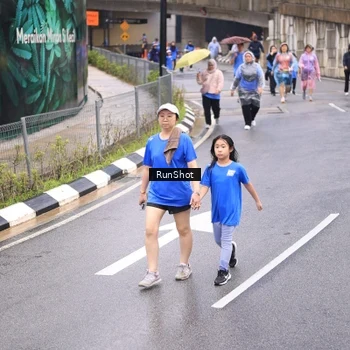 Runner Photo 7964936