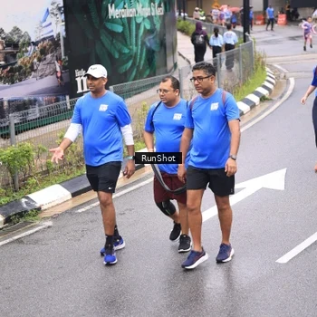 Runner Photo 7964937