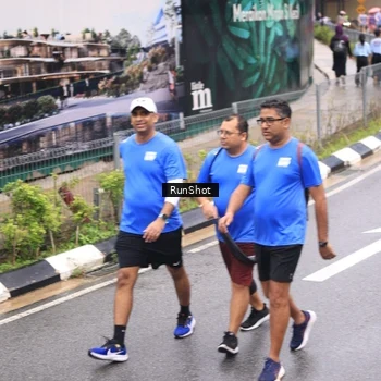 Runner Photo 7964944