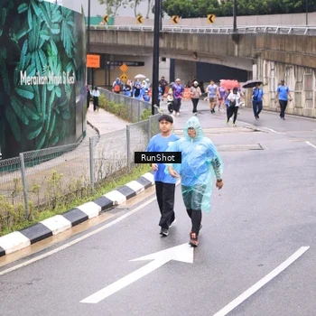 Runner Photo 7964984