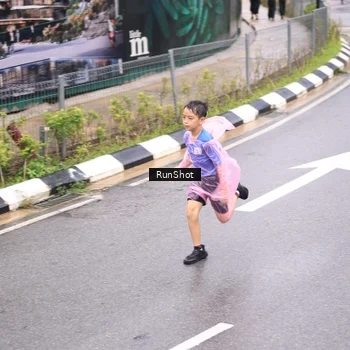 Runner Photo 7964994