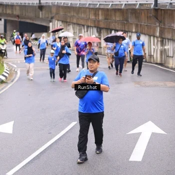 Runner Photo 7964995