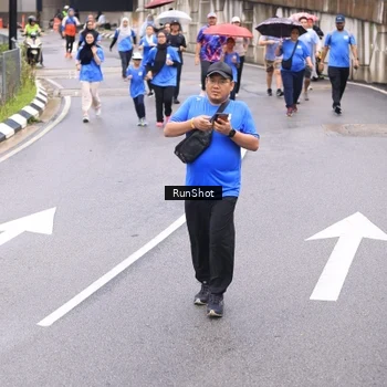 Runner Photo 7964998