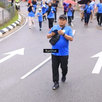 Runner Photo 7965002