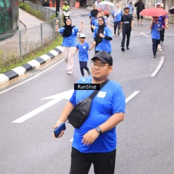 Runner Photo 7965017