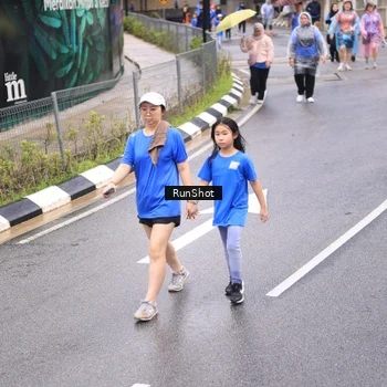 Runner Photo 7965018