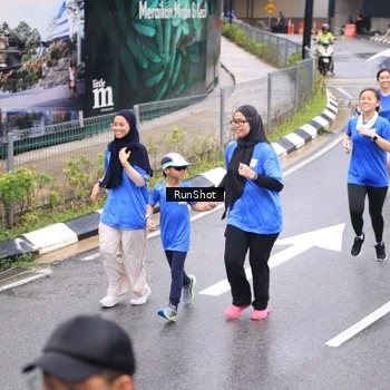 Runner Photo 7965031