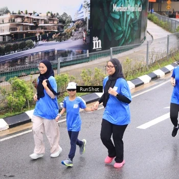 Runner Photo 7965045