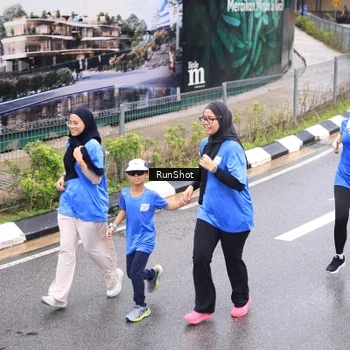 Runner Photo 7965047