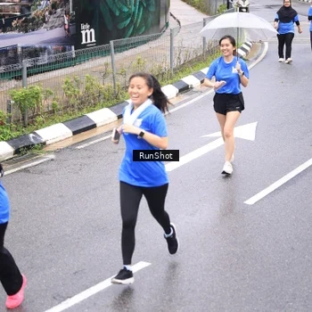 Runner Photo 7965058