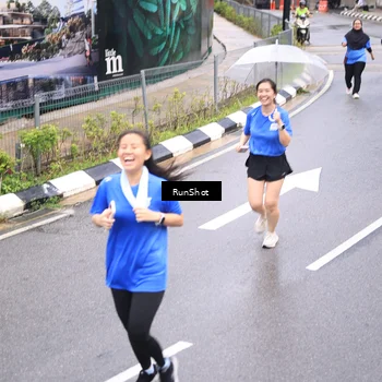 Runner Photo 7965059