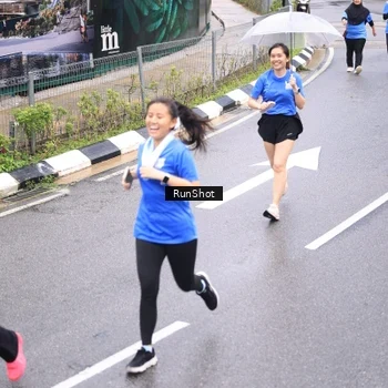 Runner Photo 7965060