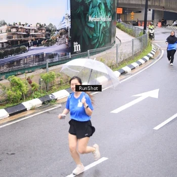 Runner Photo 7965077