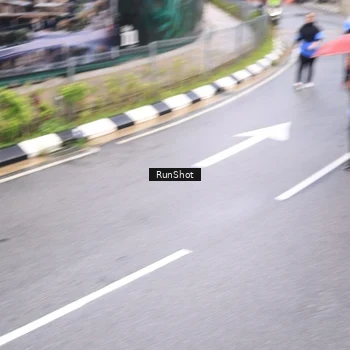 Runner Photo 7965093
