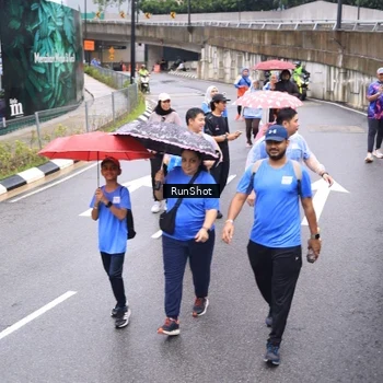 Runner Photo 7965140