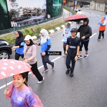 Runner Photo 7965187