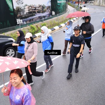 Runner Photo 7965193