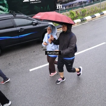 Runner Photo 7965217