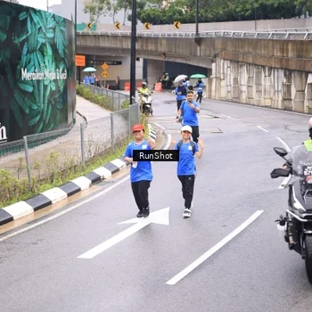 Runner Photo 7965299