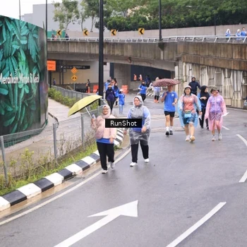 Runner Photo 7965303