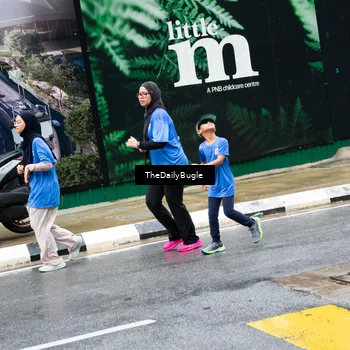 Runner Photo 7965436
