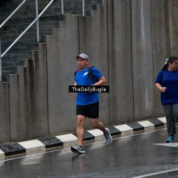 Runner Photo 7965548