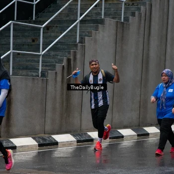 Runner Photo 7965594