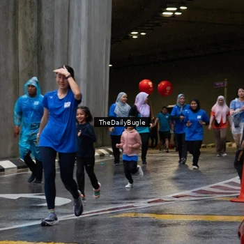 Runner Photo 7965699
