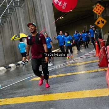 Runner Photo 7965733