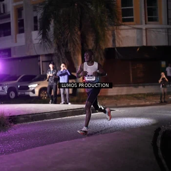 Runner Photo 7965967