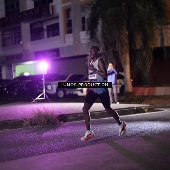 Runner Photo 7965975