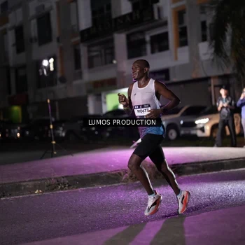 Runner Photo 7965979