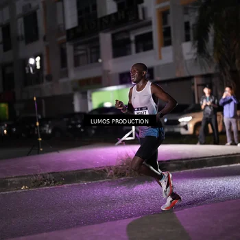 Runner Photo 7965980