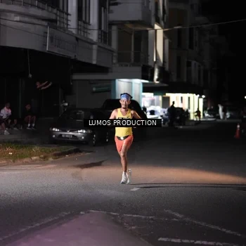 Runner Photo 7966039