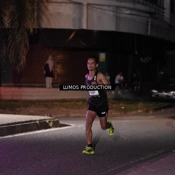 Runner Photo 7966099
