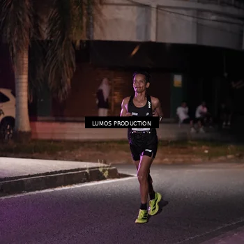 Runner Photo 7966100