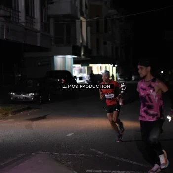 Runner Photo 7966140