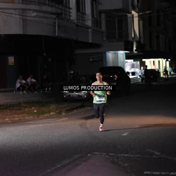 Runner Photo 7966209