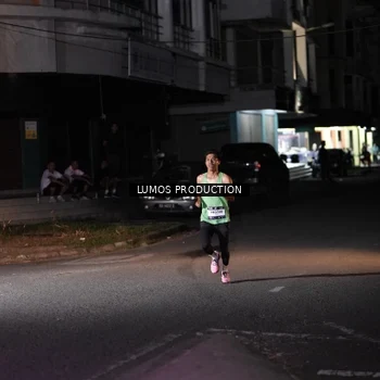 Runner Photo 7966213