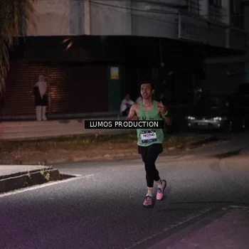 Runner Photo 7966235