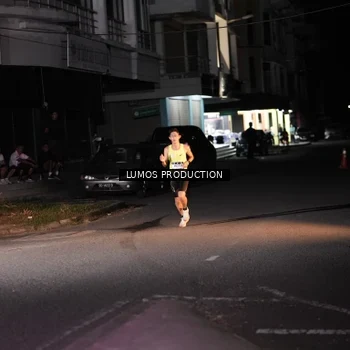 Runner Photo 7966343